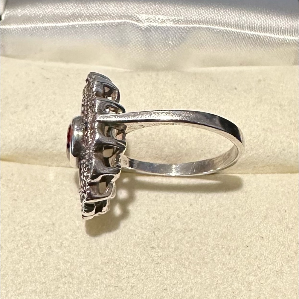 Antique style Marcasite and Garnet 925 FAS sterling silver ring size 7 - Picture 4 of 6